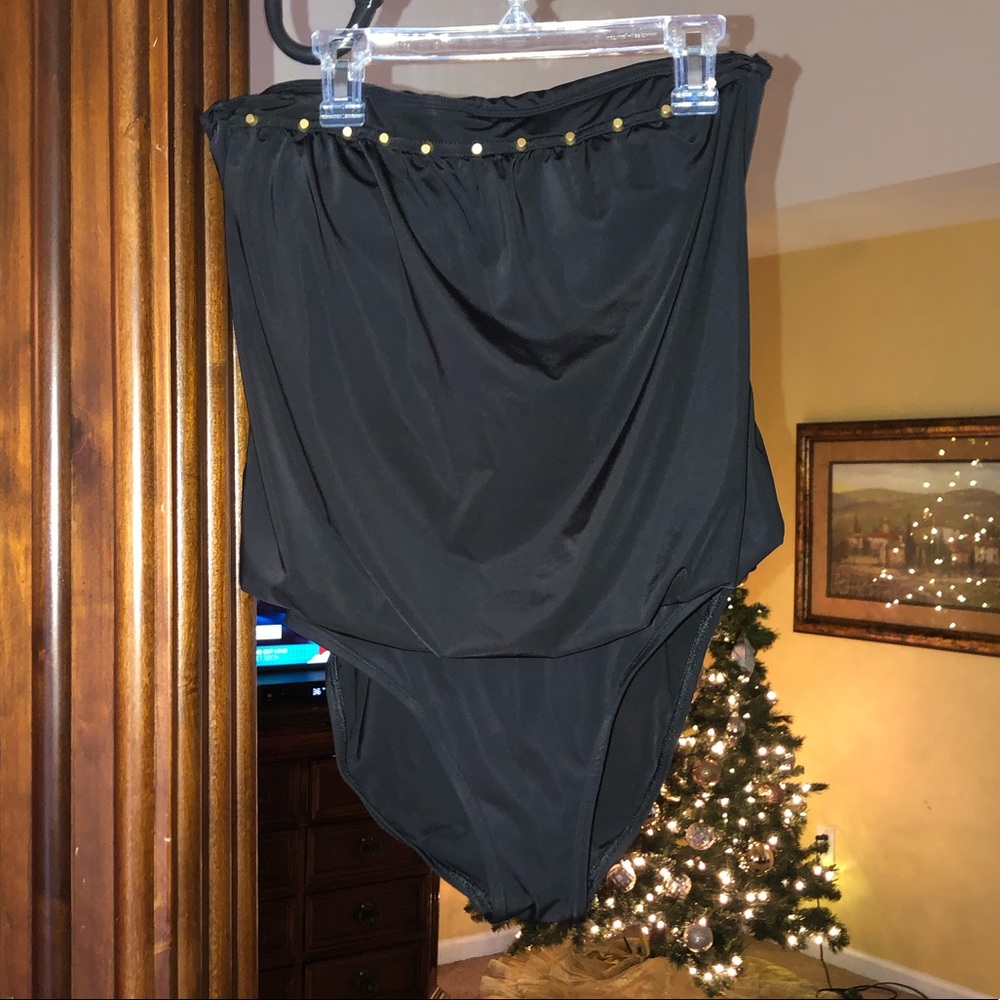 Kenneth Cole Reaction Swimsuit